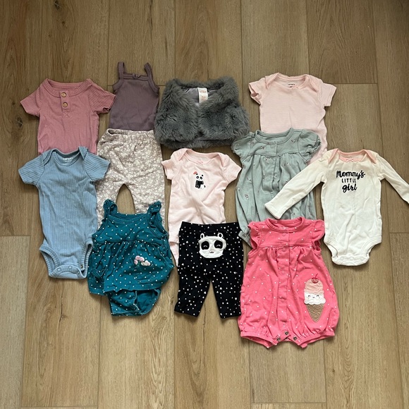 Girls Newborn Assorted Baby Clothing Set - Picture 1 of 4